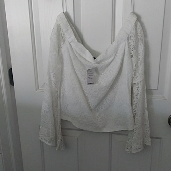 Top - Picture 2 of 2